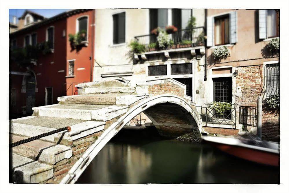 3749 Pontechiodo Veneza Exterior foto