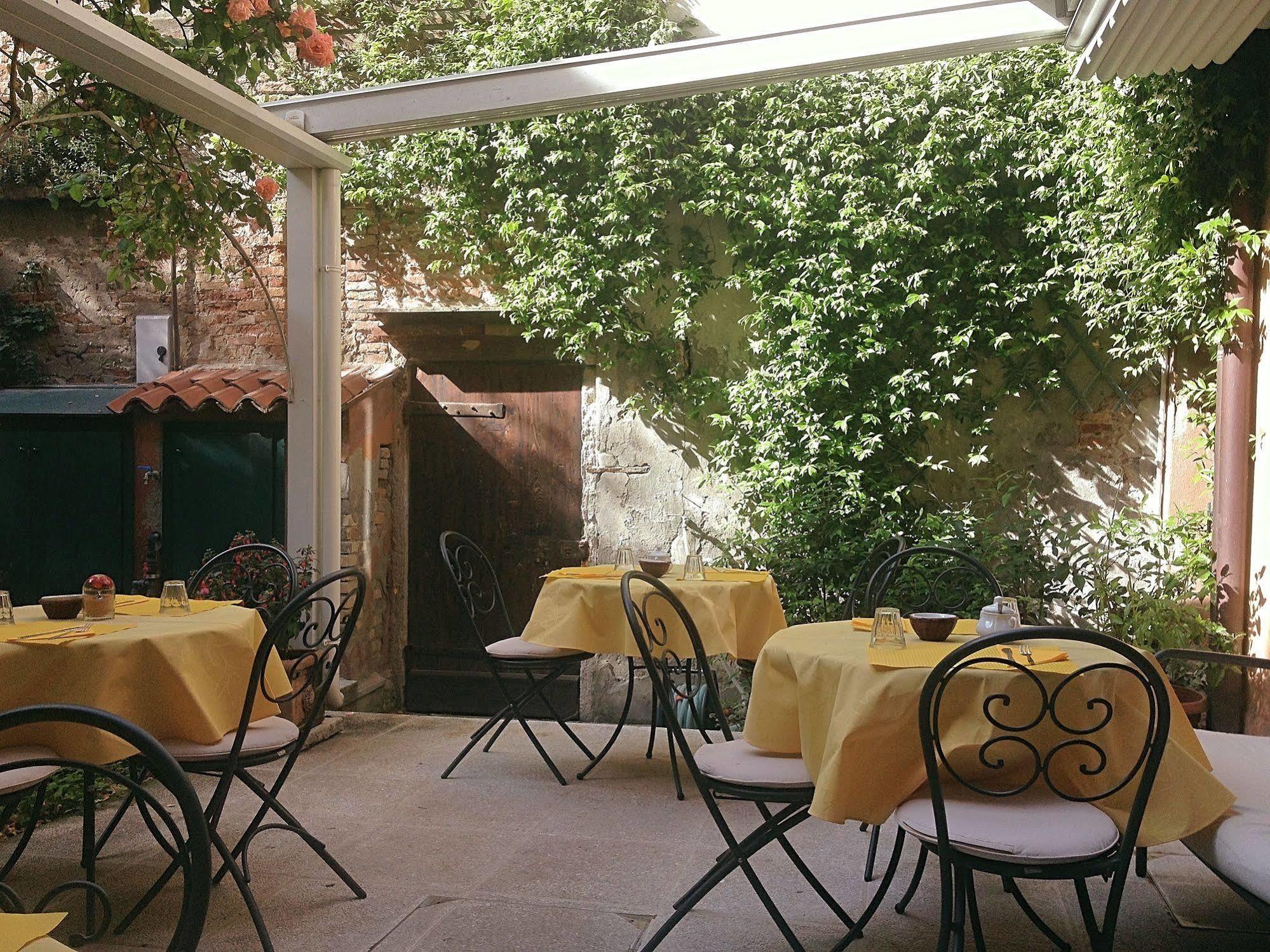 3749 Pontechiodo Veneza Exterior foto